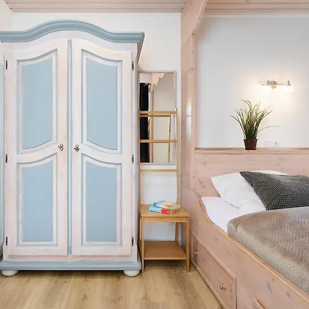 Luett Drosselhoern 2 * 拉博埃